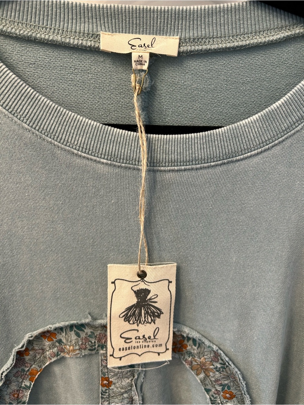 Easel - Boho Peace Sign Sweatshirt - sage - Picture 6 of 7